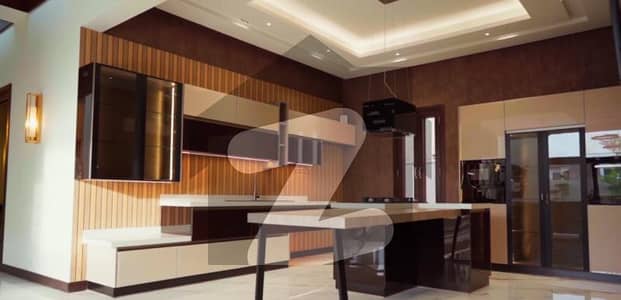 Ground plus one 6 bed D/D