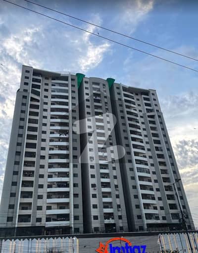 صائمہ رائل ریزیڈینسی راشد منہاس روڈ,کراچی میں 3 کمروں کا 8 مرلہ فلیٹ 2.6 کروڑ میں برائے فروخت۔ صائمہ رائل ریزیڈینسی راشد منہاس روڈ,کراچی میں 3 کمروں کا 8 مرلہ فلیٹ 2.6 کروڑ میں برائے فروخت۔