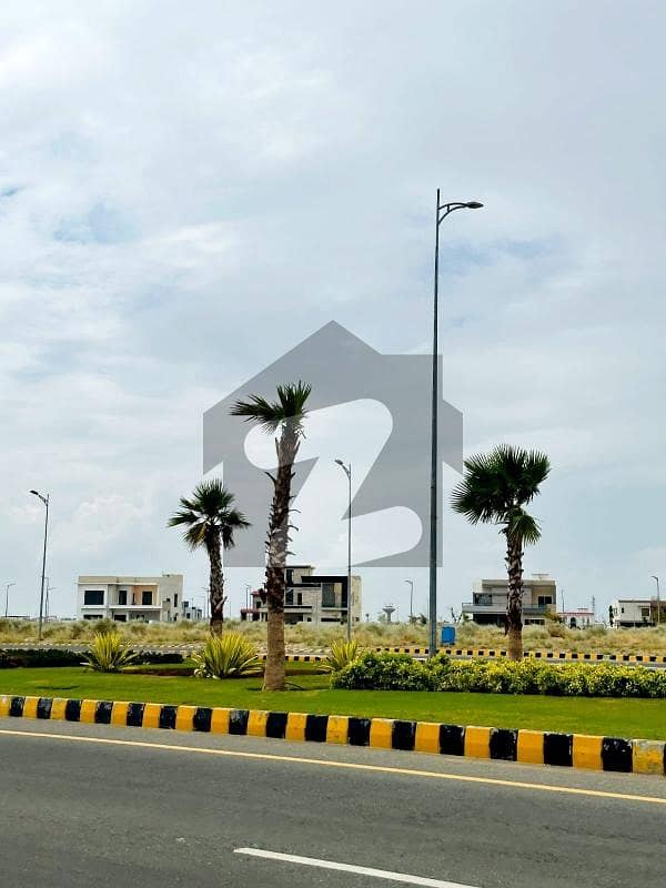 Facing Park On Main 250ft Road 1 Kanal Possession Plot Available For Sale Facing Park On Main 250ft Road 1 Kanal Possession Plot Available For Sale
