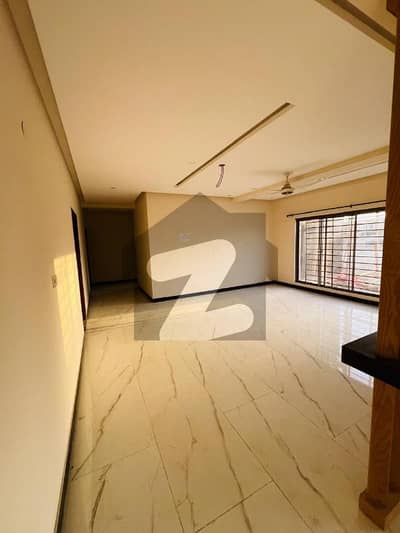 4 Bed DD West Open Flat For Sale Askari 6 West Open 3000 Square Feet
