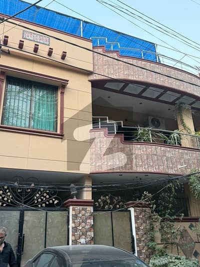 گلشنِ اقبال - بلاک 11 گلشنِ اقبال,گلشنِ اقبال ٹاؤن,کراچی میں 3 کمروں کا 10 مرلہ زیریں پورشن 80.0 ہزار میں کرایہ پر دستیاب ہے۔ گلشنِ اقبال - بلاک 11 گلشنِ اقبال,گلشنِ اقبال ٹاؤن,کراچی میں 3 کمروں کا 10 مرلہ زیریں پورشن 80.0 ہزار میں کرایہ پر دستیاب ہے۔