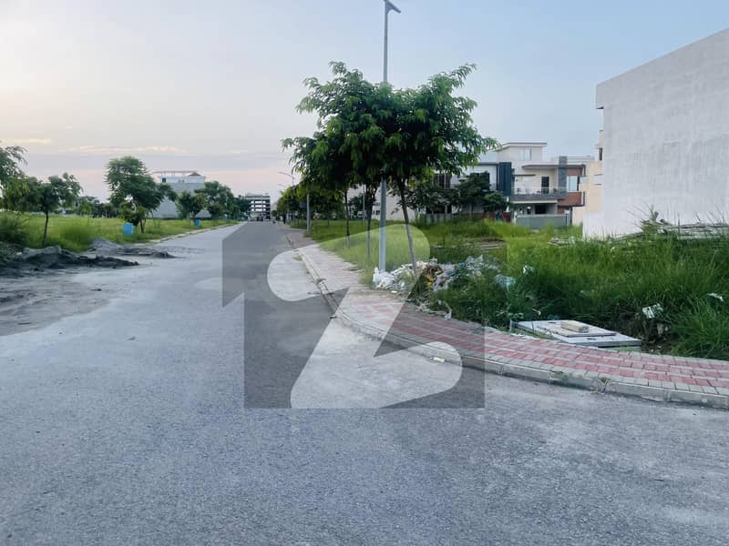 10 Marla Ready To Construct Plot For Sale 10 Marla Ready To Construct Plot For Sale