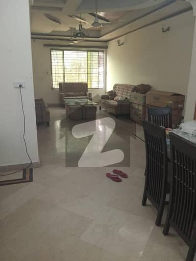 جی ۔ 13 اسلام آباد میں 3 کمروں کا 14 مرلہ زیریں پورشن 1.15 لاکھ میں کرایہ پر دستیاب ہے۔ جی ۔ 13 اسلام آباد میں 3 کمروں کا 14 مرلہ زیریں پورشن 1.15 لاکھ میں کرایہ پر دستیاب ہے۔