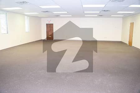 1000 SQ. FT Office For Rent Gulberg
