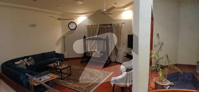 ڈی ایچ اے فیز 7 ڈی ایچ اے ڈیفینس,کراچی میں 5 کمروں کا 1 کنال مکان 13.6 کروڑ میں برائے فروخت۔