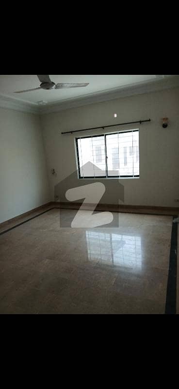 ڈی ایچ اے فیز 5 ڈی ایچ اے ڈیفینس,کراچی میں 3 کمروں کا 16 مرلہ بالائی پورشن 1.55 لاکھ میں کرایہ پر دستیاب ہے۔ ڈی ایچ اے فیز 5 ڈی ایچ اے ڈیفینس,کراچی میں 3 کمروں کا 16 مرلہ بالائی پورشن 1.55 لاکھ میں کرایہ پر دستیاب ہے۔