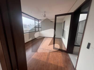 20 Marla House In New Garden Town For Rent At Good Location