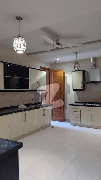 16 Marla Double Storey House For Rent In E11 /3 Markaz