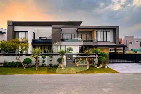 ڈی ایچ اے فیز 6 ڈیفنس (ڈی ایچ اے),لاہور میں 7 کمروں کا 2 کنال مکان 25.5 کروڑ میں برائے فروخت۔