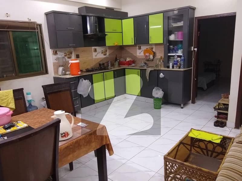 Well maintained 2 bed dd flat