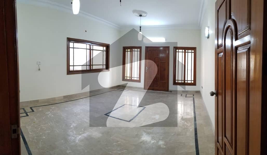 500 Yard Upper Portion For Rent