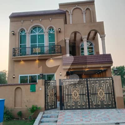I sell 5 Marla House in Bahria Orchard Lahore I sell 5 Marla House in Bahria Orchard Lahore