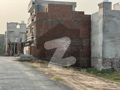 الرحمان گارڈن فیز 2 الرحمان گارڈن,لاہور میں 3 مرلہ رہائشی پلاٹ 55.5 لاکھ میں برائے فروخت۔ الرحمان گارڈن فیز 2 الرحمان گارڈن,لاہور میں 3 مرلہ رہائشی پلاٹ 55.5 لاکھ میں برائے فروخت۔