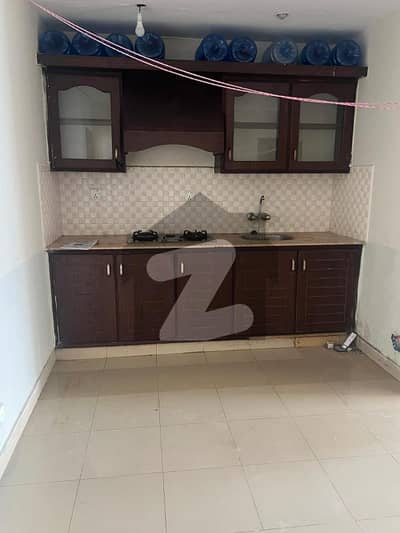 بحریہ ٹاؤن فیز 7 بحریہ ٹاؤن راولپنڈی,راولپنڈی میں 2 کمروں کا 3 مرلہ فلیٹ 30.0 ہزار میں کرایہ پر دستیاب ہے۔ بحریہ ٹاؤن فیز 7 بحریہ ٹاؤن راولپنڈی,راولپنڈی میں 2 کمروں کا 3 مرلہ فلیٹ 30.0 ہزار میں کرایہ پر دستیاب ہے۔