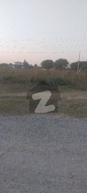 SERVICE ROAD CORNER PLOT