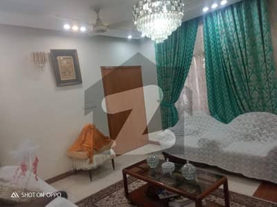 اقبال پارک لاہور میں 4 کمروں کا 10 مرلہ مکان 3.75 کروڑ میں برائے فروخت۔