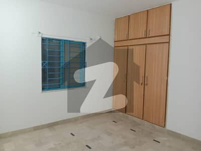 جامعہ ملیہ روڈ ملیر,کراچی میں 5 مرلہ مکان 2.25 کروڑ میں برائے فروخت۔