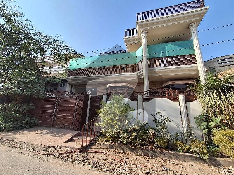 Sunface 10 Marla Double Unit House for Sale in G-10 Sunface 10 Marla Double Unit House for Sale in G-10