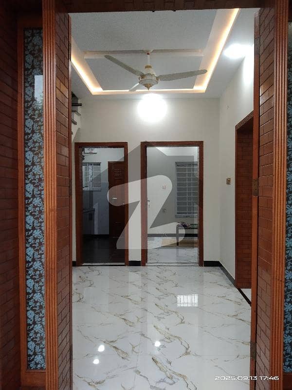 جی ۔ 14/4 جی ۔ 14,اسلام آباد میں 3 کمروں کا 4 مرلہ مکان 4.1 کروڑ میں برائے فروخت۔