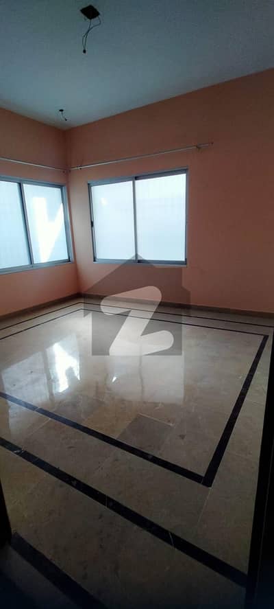 گلستانِ جوہر کراچی میں 4 کمروں کا 1 کنال زیریں پورشن 1.4 لاکھ میں کرایہ پر دستیاب ہے۔