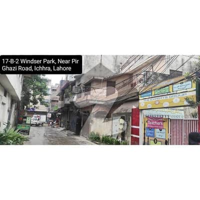 اچھرہ لاہور میں 4 کمروں کا 6 مرلہ مکان 3.35 کروڑ میں برائے فروخت۔