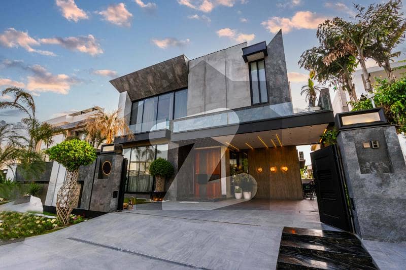 one kanal luxurious bungalow located near carrefour mall one kanal luxurious bungalow located near carrefour mall