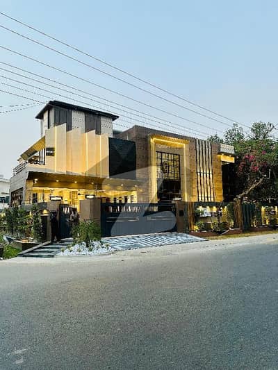 22 MARLA CORNER BRAND NEW HOUSE FOR SALE IN NFC PHASE 1 COLLEGE ROAD LAHORE NEAR VALANCIA TOWN