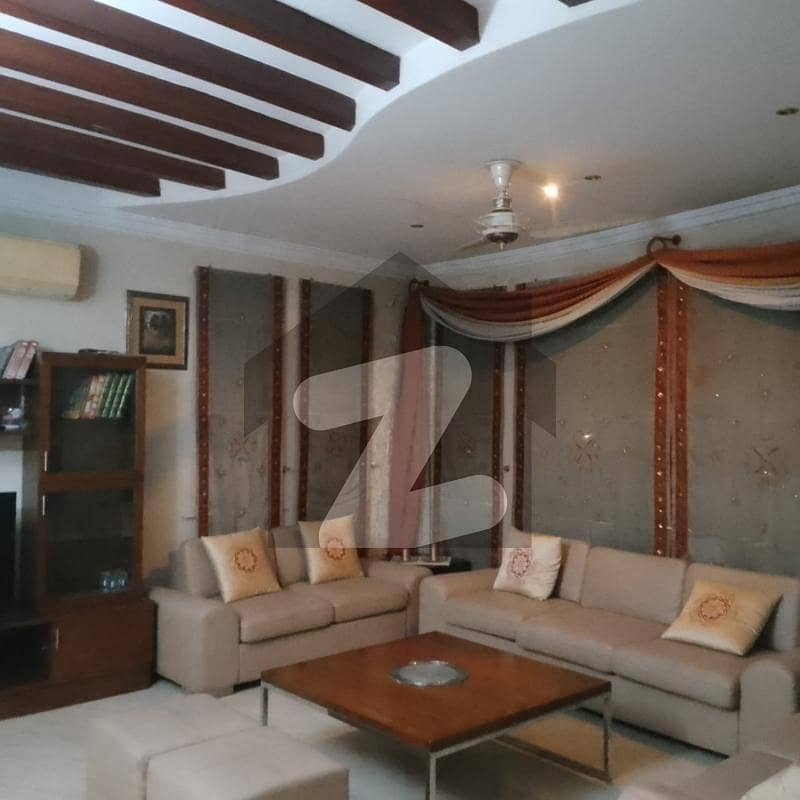 E 11 1 Kanal House Chance Deal.