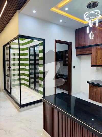 7 Marla Brand New House Canal Road