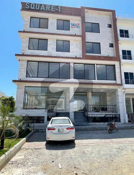 ٹاپ سٹی 1 اسلام آباد میں 9 مرلہ عمارت 3.0 لاکھ میں کرایہ پر دستیاب ہے۔