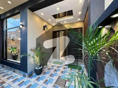 پارک ویو سٹی ۔ ٹوپز بلاک پارک ویو سٹی,لاہور میں 3 کمروں کا 5 مرلہ مکان 2.0 کروڑ میں برائے فروخت۔