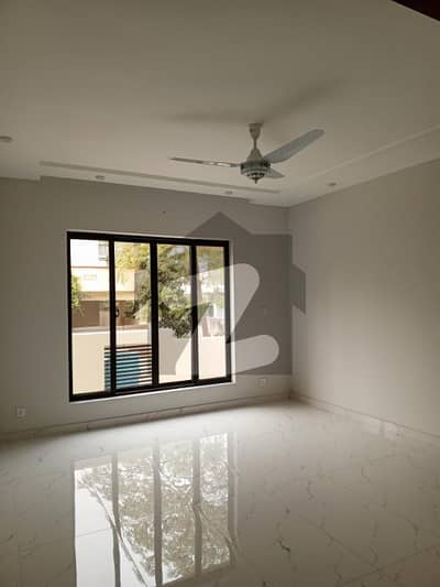 ڈی ایچ اے ڈیفینس فیز 2 ڈی ایچ اے ڈیفینس,اسلام آباد میں 6 کمروں کا 1 کنال مکان 13.5 کروڑ میں برائے فروخت۔ ڈی ایچ اے ڈیفینس فیز 2 ڈی ایچ اے ڈیفینس,اسلام آباد میں 6 کمروں کا 1 کنال مکان 13.5 کروڑ میں برائے فروخت۔