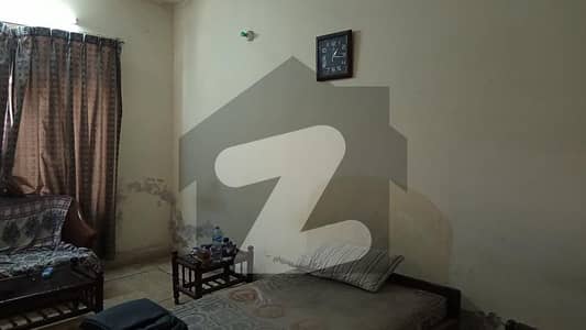 Prime Location 5 Marla Lower Portion Is Available In Affordable Price In Madina Town Prime Location 5 Marla Lower Portion Is Available In Affordable Price In Madina Town