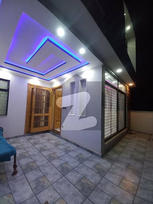 پارک ویو سٹی اسلام آباد میں 5 کمروں کا 5 مرلہ مکان 2.65 کروڑ میں برائے فروخت۔ پارک ویو سٹی اسلام آباد میں 5 کمروں کا 5 مرلہ مکان 2.65 کروڑ میں برائے فروخت۔