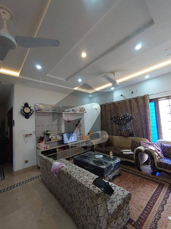 10 House For Silent And Multiple Company Etc