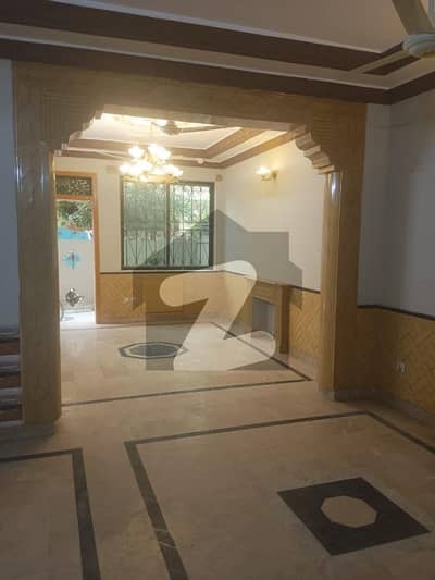 G-11 Size 30*60 Ground Floor Portion For Rent
