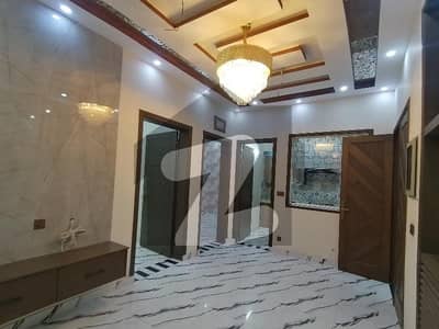 پارک ویو سٹی ۔ پلاٹینم بلاک پارک ویو سٹی,لاہور میں 4 کمروں کا 5 مرلہ مکان 1.6 کروڑ میں برائے فروخت۔ پارک ویو سٹی ۔ پلاٹینم بلاک پارک ویو سٹی,لاہور میں 4 کمروں کا 5 مرلہ مکان 1.6 کروڑ میں برائے فروخت۔