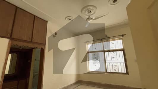 10 MARLA HOUSE FOR RENT 10 MARLA HOUSE FOR RENT