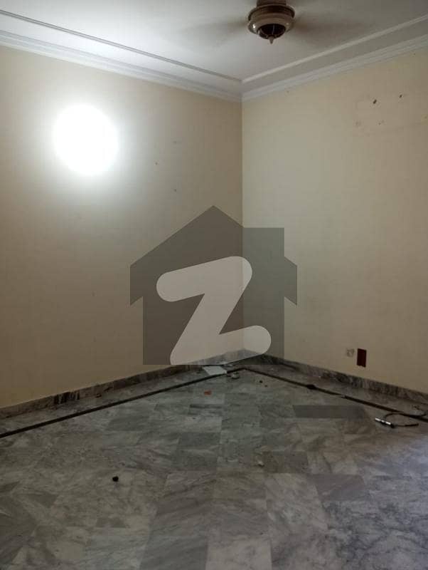 G-13 35x70 Ground Portion Available For Rent G-13 35x70 Ground Portion Available For Rent