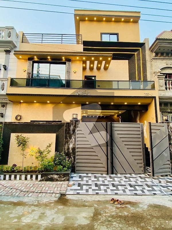 الرحمان گارڈن فیز 2 الرحمان گارڈن,لاہور میں 5 کمروں کا 6 مرلہ مکان 2.65 کروڑ میں برائے فروخت۔ الرحمان گارڈن فیز 2 الرحمان گارڈن,لاہور میں 5 کمروں کا 6 مرلہ مکان 2.65 کروڑ میں برائے فروخت۔