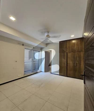 03 BEDROOM LUXURY UNFURNISHED APARTMENT AVAILABLE FOR RENT AT GULBERG GREEN ISLAMABAD 03 BEDROOM LUXURY UNFURNISHED APARTMENT AVAILABLE FOR RENT AT GULBERG GREEN ISLAMABAD