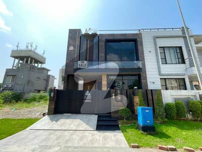 ڈی ایچ اے 9 ٹاؤن ڈیفنس (ڈی ایچ اے),لاہور میں 3 کمروں کا 8 مرلہ بالائی پورشن 75.0 ہزار میں کرایہ پر دستیاب ہے۔ ڈی ایچ اے 9 ٹاؤن ڈیفنس (ڈی ایچ اے),لاہور میں 3 کمروں کا 8 مرلہ بالائی پورشن 75.0 ہزار میں کرایہ پر دستیاب ہے۔