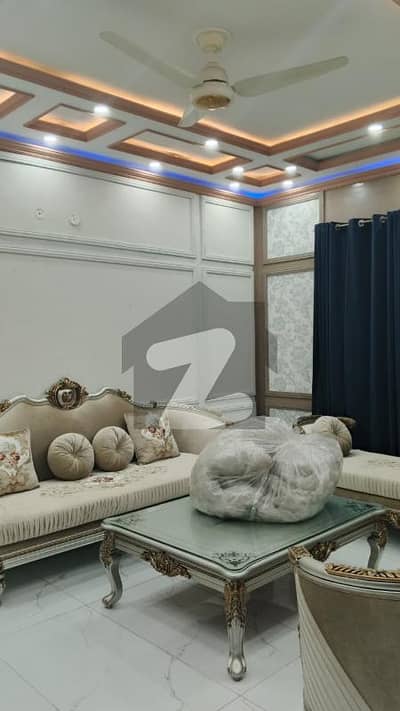 اتحاد ٹاؤن فیز ١ اتحاد ٹاؤن,رائیونڈ روڈ,لاہور میں 5 کمروں کا 10 مرلہ زیریں پورشن 2.0 لاکھ میں کرایہ پر دستیاب ہے۔