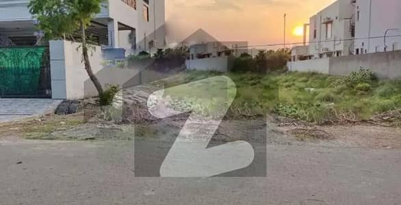 ڈی ایچ اے فیز 7 - بلاک یو فیز 7,ڈیفنس (ڈی ایچ اے),لاہور میں 1 کنال رہائشی پلاٹ 3.8 کروڑ میں برائے فروخت۔ ڈی ایچ اے فیز 7 - بلاک یو فیز 7,ڈیفنس (ڈی ایچ اے),لاہور میں 1 کنال رہائشی پلاٹ 3.8 کروڑ میں برائے فروخت۔