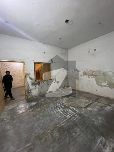 مرغزار آفیسرز کالونی لاہور میں 4 کمروں کا 5 مرلہ مکان 1.3 کروڑ میں برائے فروخت۔ مرغزار آفیسرز کالونی لاہور میں 4 کمروں کا 5 مرلہ مکان 1.3 کروڑ میں برائے فروخت۔