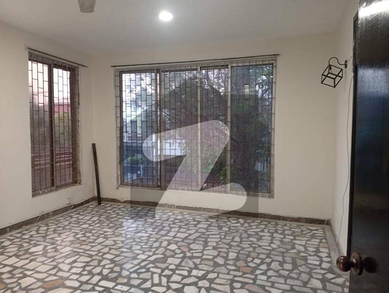 Get This Amazing 20 Marla Upper Portion Available In F-11 Get This Amazing 20 Marla Upper Portion Available In F-11