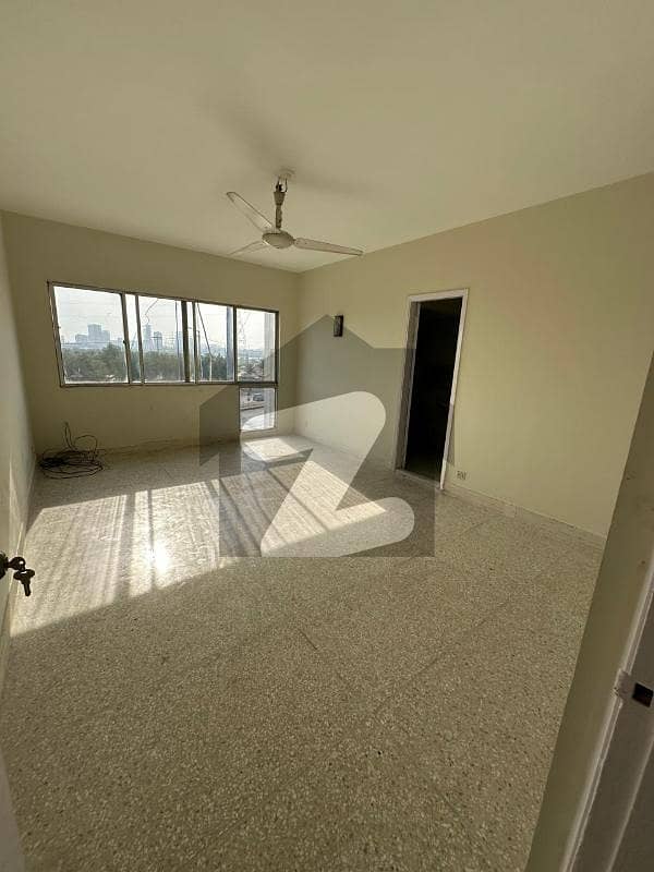 apartment for rent Clifton block 7 karachi