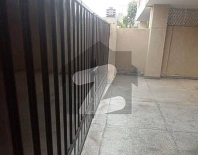 عسکری 11 عسکری,لاہور میں 3 کمروں کا 10 مرلہ مکان 1.35 لاکھ میں کرایہ پر دستیاب ہے۔ عسکری 11 عسکری,لاہور میں 3 کمروں کا 10 مرلہ مکان 1.35 لاکھ میں کرایہ پر دستیاب ہے۔