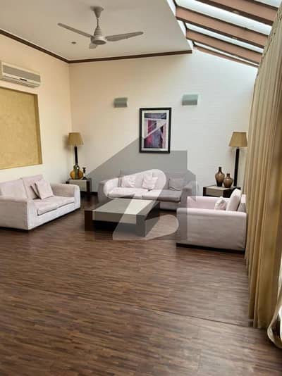 10 MARLA HOUSE FOR SALE TOP LOCATIN IN DHA PHASE 4 10 MARLA HOUSE FOR SALE TOP LOCATIN IN DHA PHASE 4