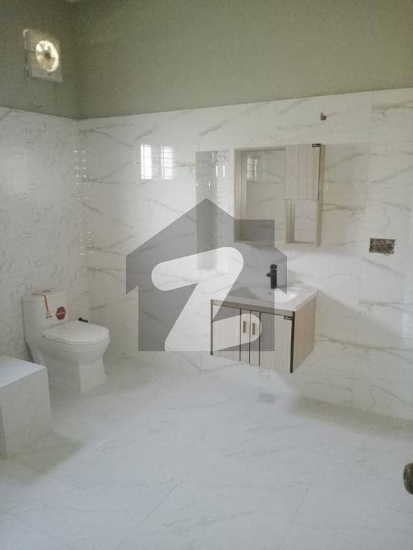 ڈی ایچ اے فیز 7 ڈی ایچ اے ڈیفینس,کراچی میں 3 کمروں کا 1 کنال بالائی پورشن 2.5 لاکھ میں کرایہ پر دستیاب ہے۔